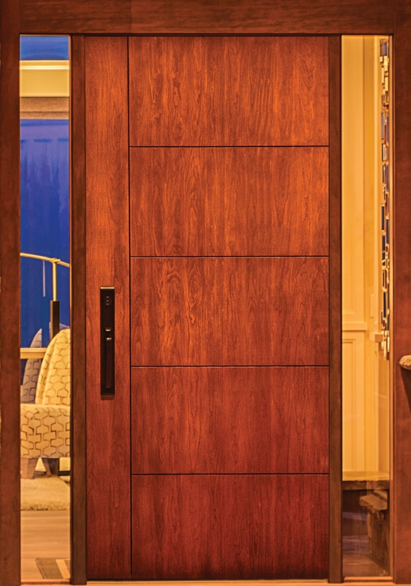 #055_Woodgrain Door with fully glazed Sidelites