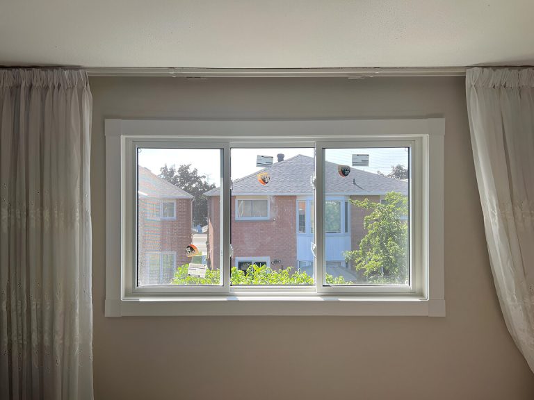Sliding window gallery