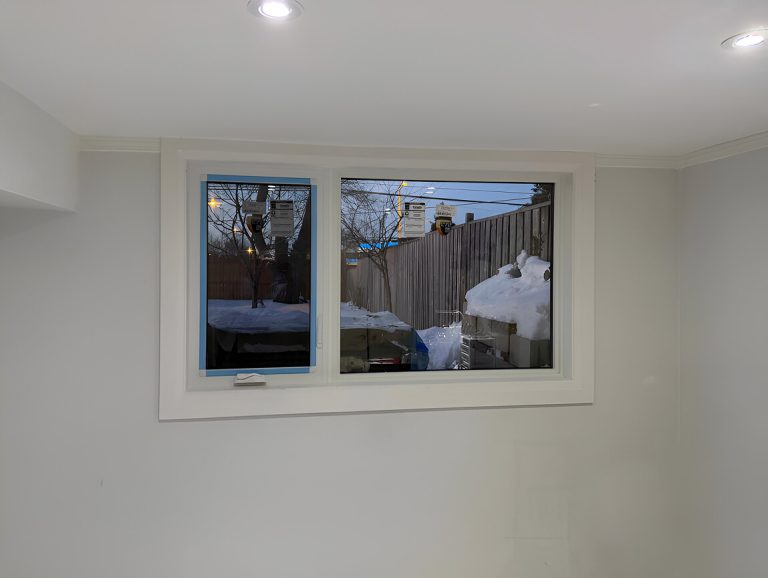 Fixed window gallery